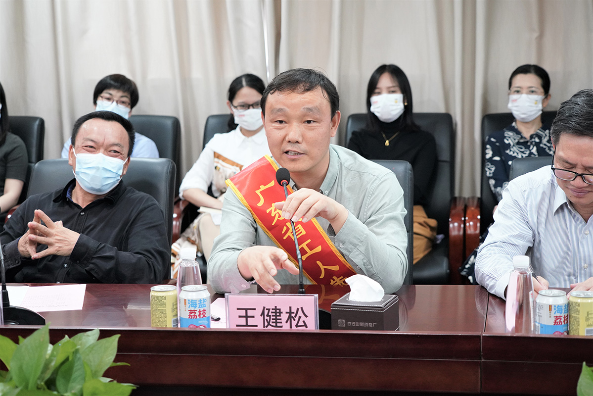 AG旗舰厅 (中国大陆) Apple Store